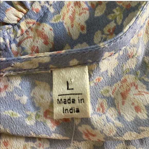 🥑FREE🥑 w/any FP purchase NWOT Floral Tank in Light Blue/Pink - Picture 3 of 3